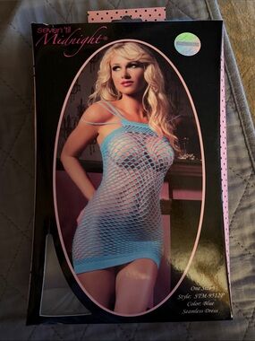Seven 'til Midnight Blue Fishnet Seamless Dress - never worn, only tried on